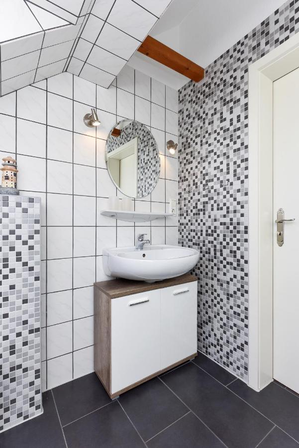 Ferienwohnungen Im Haus Friesische Weite Schillig Kültér fotó